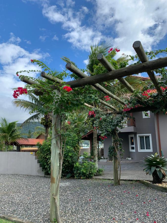 Casa Paradisiaca Na Lagoa Da Conceicao Florianopolis Exterior photo
